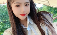 亚洲精品无码AV久久久久久小说